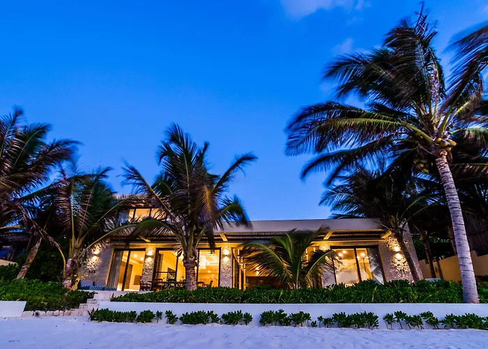 Ana Y Jose & Club Tulum